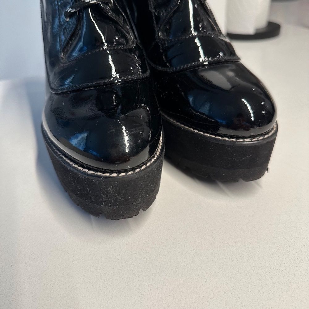 Stuart Weitzman Black Patent Leather Rugged Platform Combat Booties Size 9 - Picture 10 of 13